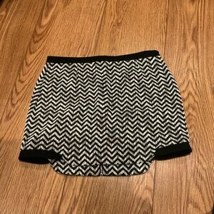 1. State Black and White Zigzag Mini Skirt